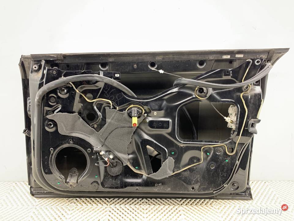 DRZWI PRAWY PRZÓD AUDI A4 B7 SedanLimuzyna 0408