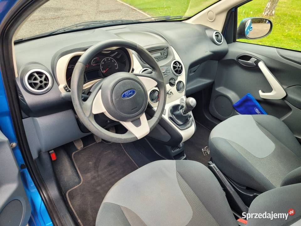 Śliczny Ford Ka 12 Titanium Klima 65 elektryczne szyby Chybie