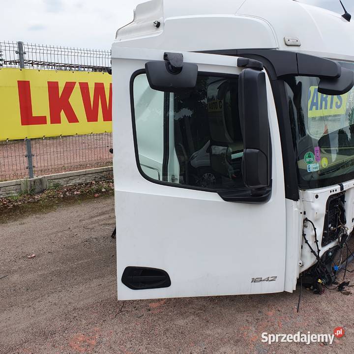 MERCEDES ACTROS MP4 KABINA KOMPLETNA Bieleń