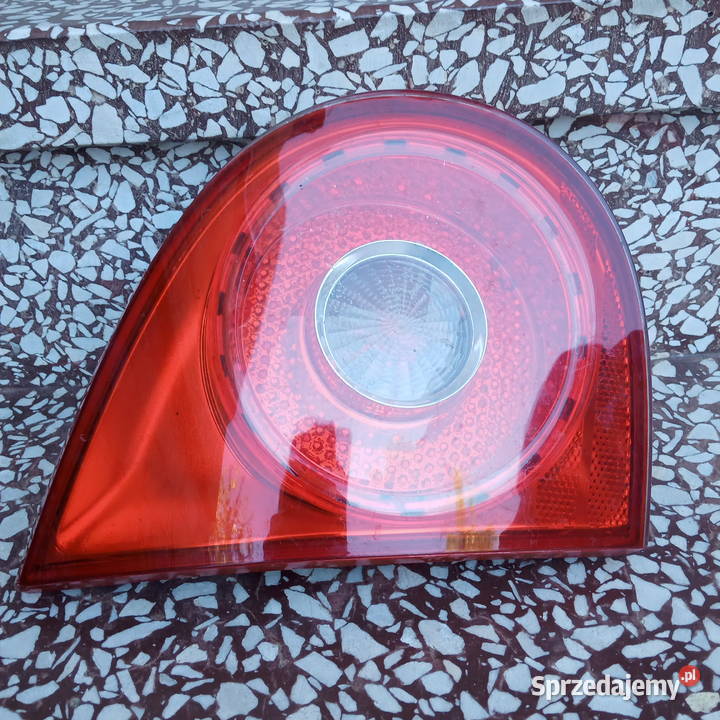 VW Golf V Lampa tylna lewa 1K6945093G VALEO Oświetlenie Dębica sprzedam