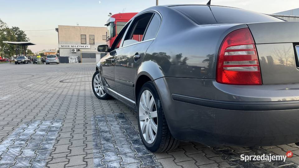 Skoda Superb Rok produkcji 2005 mazowieckie Warszawa sprzedam