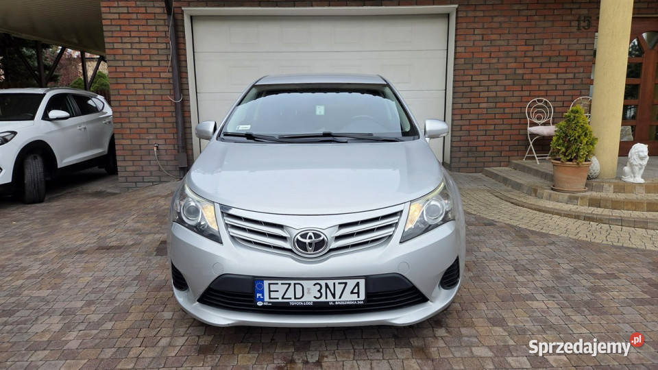 Toyota Avensis 2 0 D4D 124 T27 Salon super stan diesel