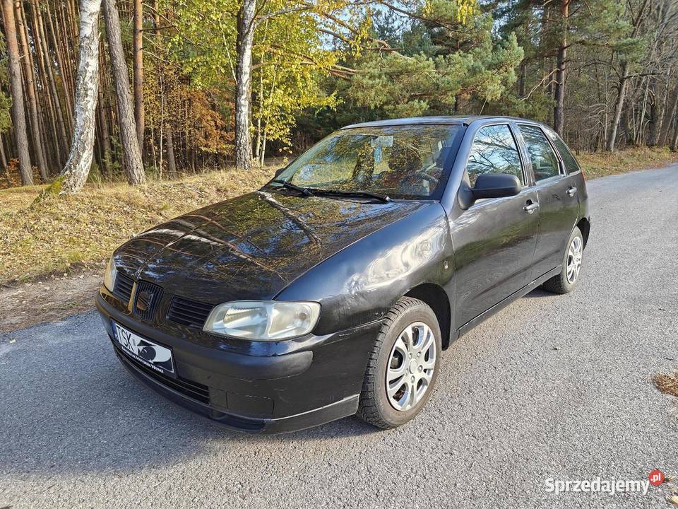Seat Ibiza II FL 14i 8V 2000r sprawna KLIMA czarny Bliżyn