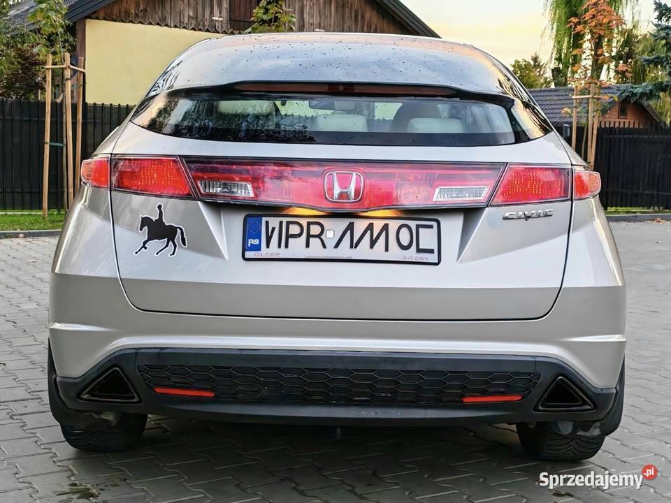 Honda Civic ufo 18 Benzyna
