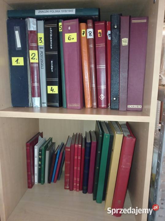 Znaczki pocztowe Świat 300 klaserów wyprzedaż podkarpackie Chrząstów