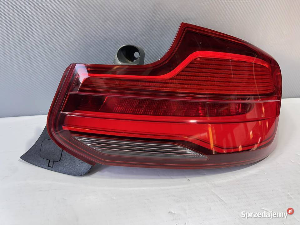 BMW F22 LIFT PRAWA LAMPA TYŁ LED Oświetlenie Ostroróg sprzedam
