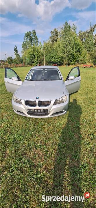 BMW318i 2010 20 benzyna srebrny wielkopolskie Konin sprzedam