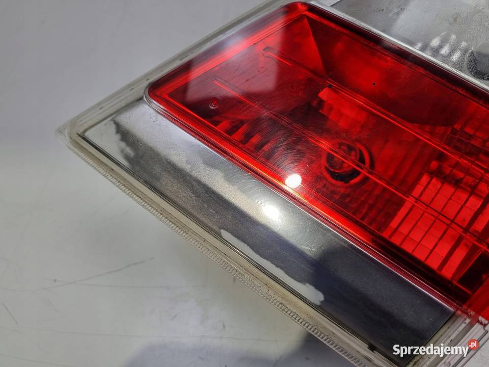 Volvo V70 III XC70 LIFT 1316r TYLNIA TYLNA LAMPA osobowe Janów