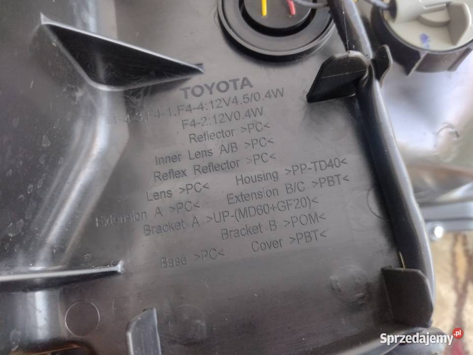Lampa przednia chr LED Toyota 81150F403100 lewa lampy przednie