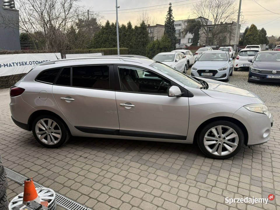 Renault Megane 16 101 Klimatronik Navi 2xPDC nawigacja Orzech