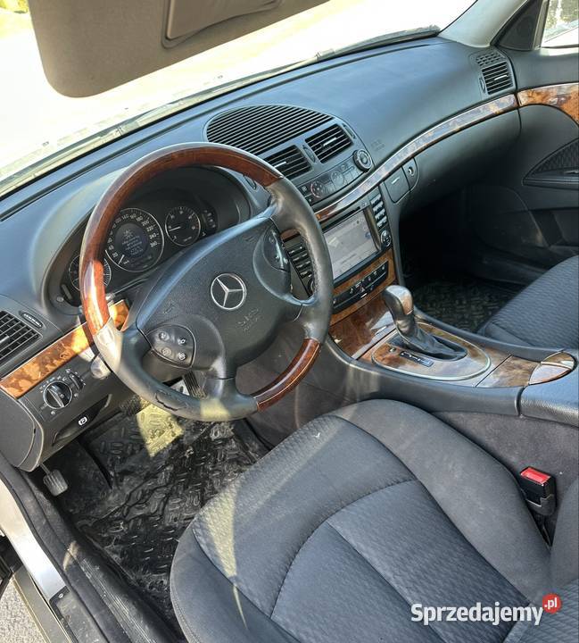 Mercedes E klasa 27 diesel 2003r automat kupiony w Polsce Słotowa