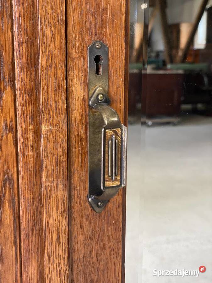 Dębowa szafa Art Deco z lustrem i szufladą