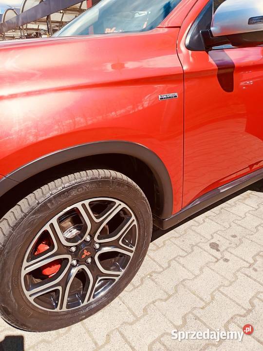 MITSUBISHI OUTLANDER 22 150 2015 4WD 7 osób hak Katowice sprzedam