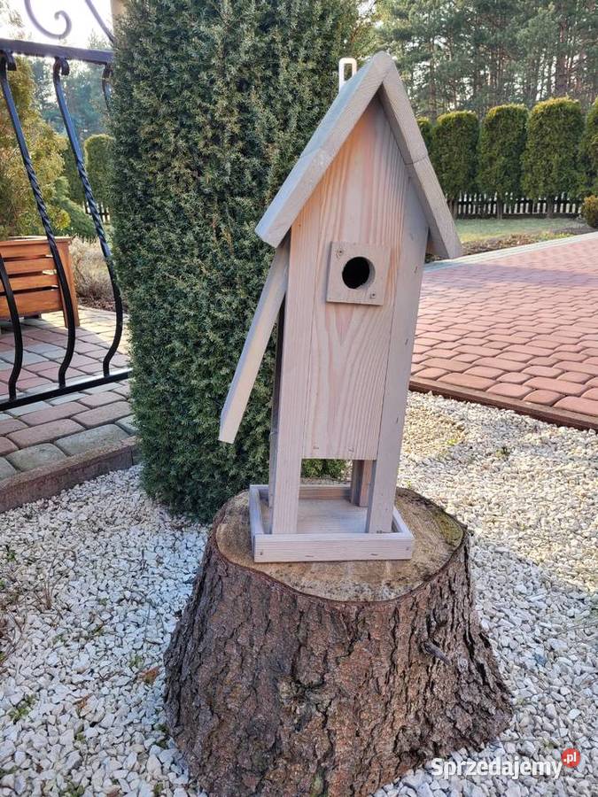 Karmnik budki lęgowe domki insektów