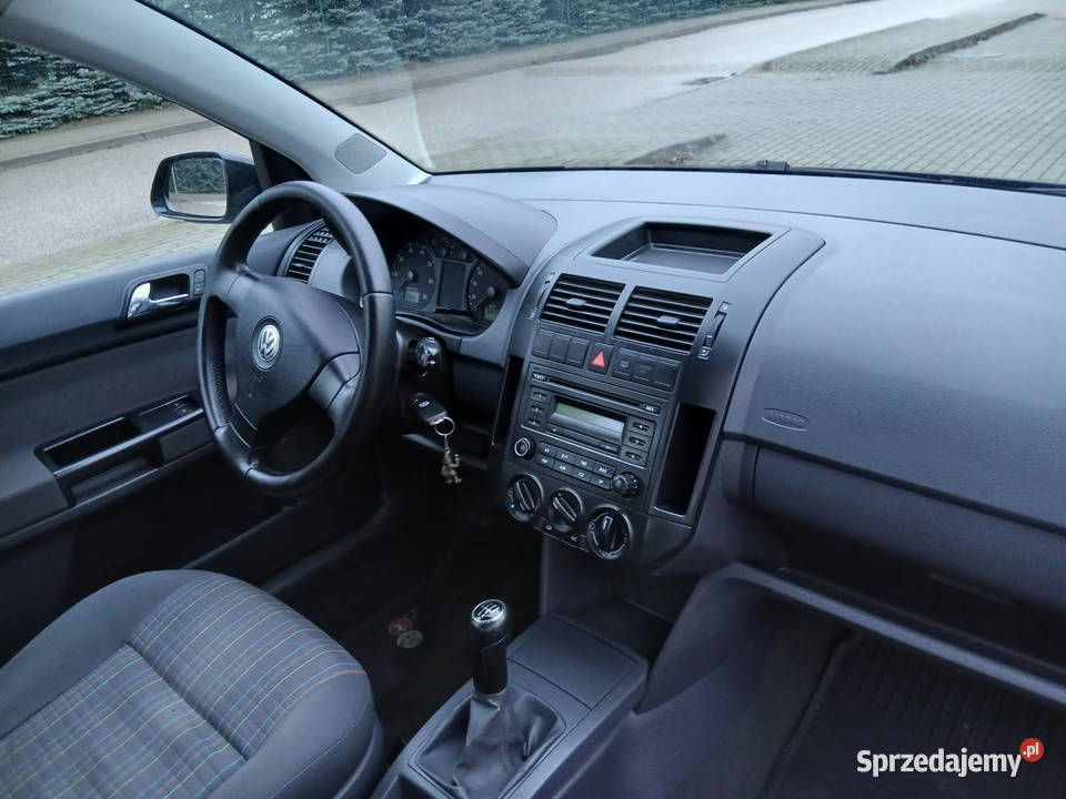 Volkswagena polo 12 12v klima CD