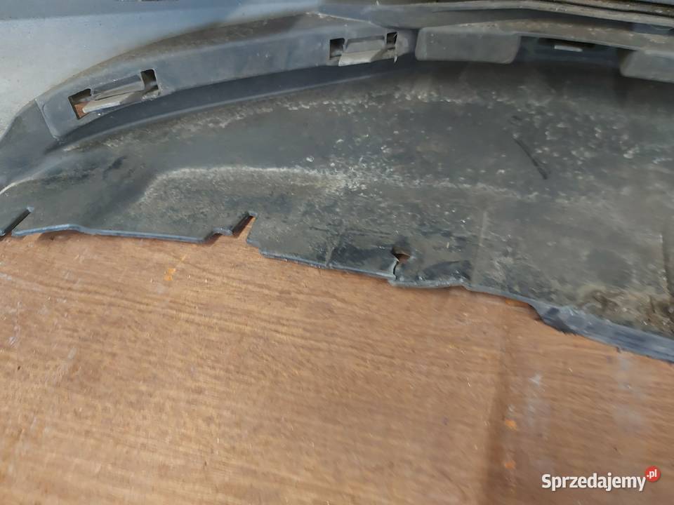 SKODA FABIA II LIFT zderzak przód 5J0807221 osobowe Zderzaki