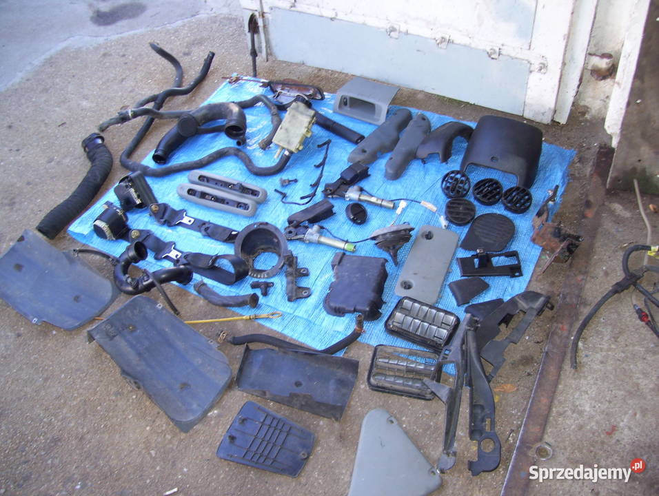 Sprzedam Renault Kangoo drzwiczęści manualna sprzedam