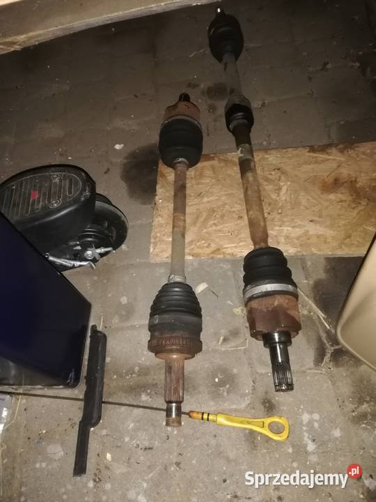 pulosie lewa prawa hiudaj i30 silnik 14 Wieluń