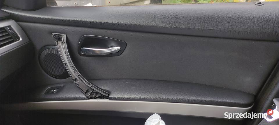 Fotele Airbag kanapa boczki tunel deska zegary mazowieckie