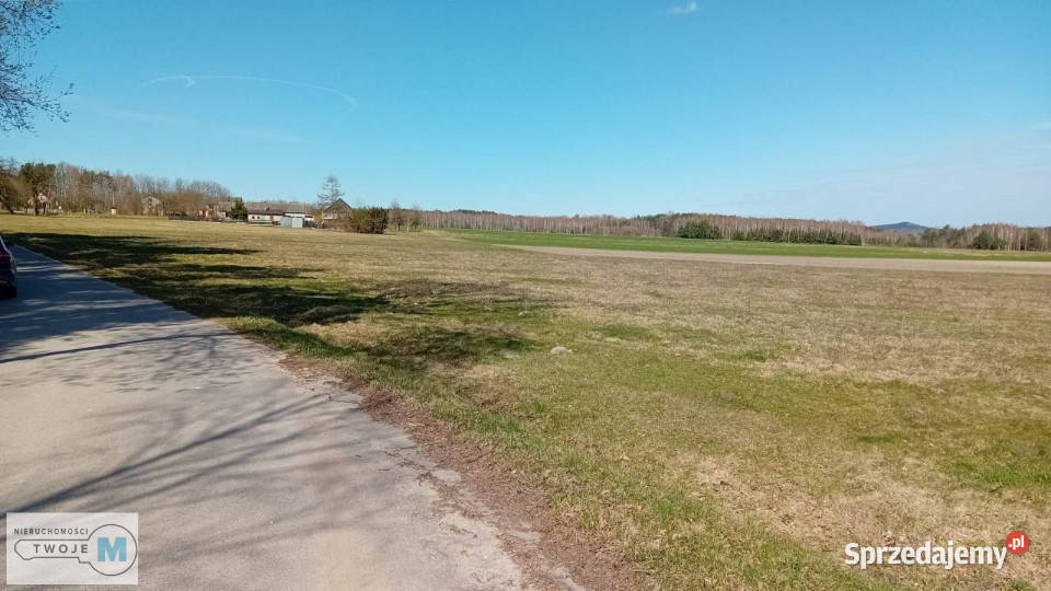 sprzedaży gruntu 56571m2 Strawczyn