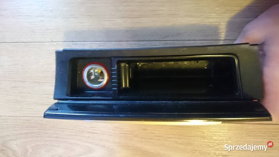 Popielniczka Volkswagen Passat B7 2011 Przystajń sprzedam