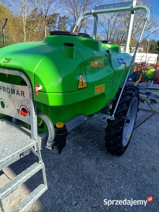 Opryskiwacz rolniczy przyczepiany PROMAR 1500L Zaczepiane