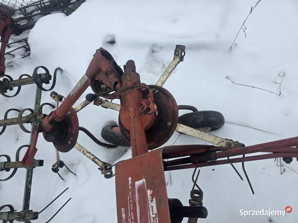 Przewracarka do siana Fahr ciągana podkarpackie Domaradz