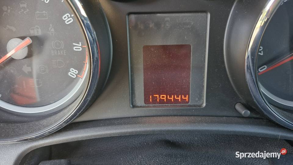 Opel Astra J nawigacja rozrządzie sprzedam
