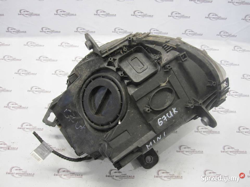 MINI COUNTRYMAN I 11r lampa prawa przód 9801032
