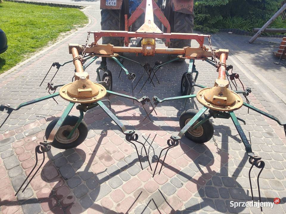 Przetrząsarka DeutzFahr KH500 świętokrzyskie Łomno
