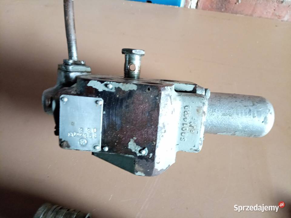 Ursus C330 c360 rozdzielacz Stalowa Wola