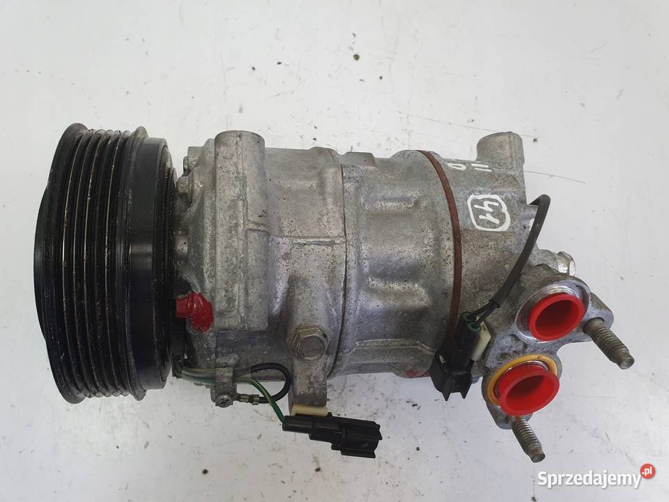 Volvo V40 II 20 D D2 SPRĘŻARKA KLIMATYZACJI