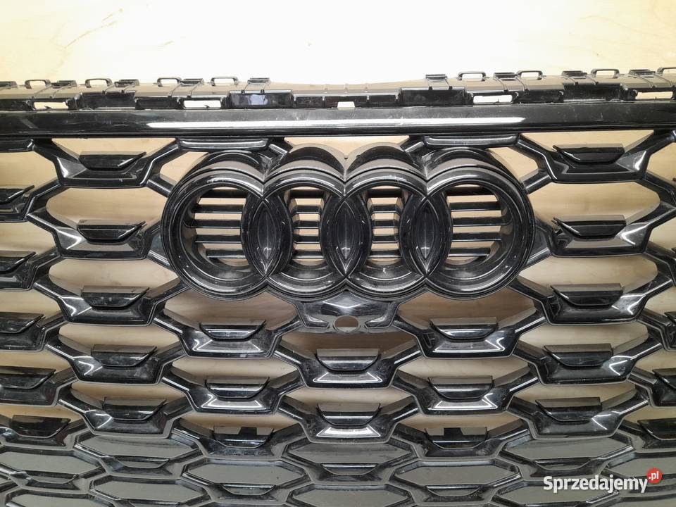 AUDI Q5 LIFT 80A 80F SLINE GRILL ATRAPA osobowe zachodniopomorskie Goleniów