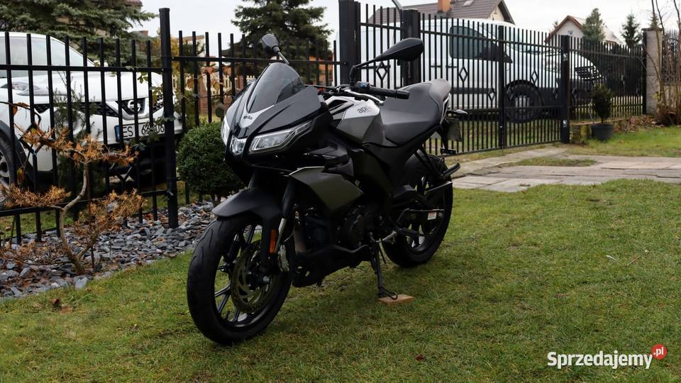 Aprilia Tuono 125 2023r katB ABS LED łódzkie Sieradz sprzedam