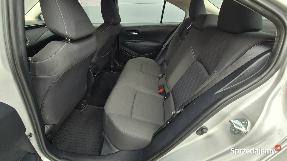Toyota Corolla 16 Benzyna 132 92 Zamiana Sedan / Limuzyna Zamość