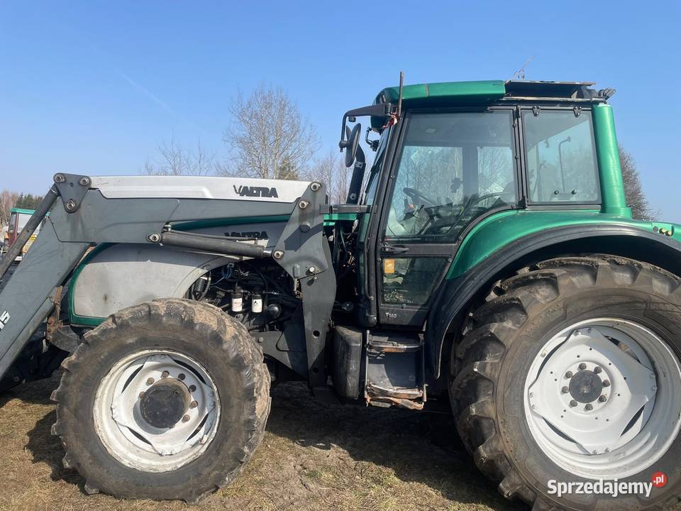 Valtra T140 e ciągnik rolniczy tur Quicke Napęd 4x4 Fałków
