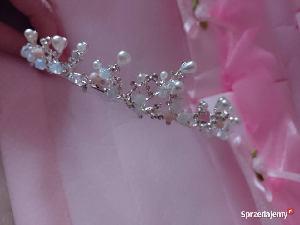 ZARAOzdobiona perłami opaska ślubna diadem małopolskie Kraków