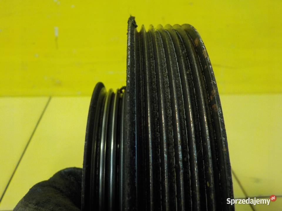 PEUGEOT 208 C3 10 VTI 19r 68 ZMZ kolo pasowe Elementy napędu