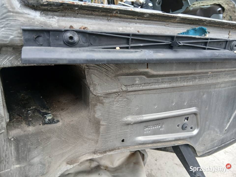 Listwa mocowanie zderzaka ślizg górny 4B9807989 śląskie Szczerbice