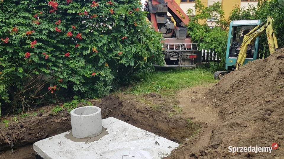 Odwodnienie z rynien odprowadzenie wody opadowej Instalacje wodne i kanalizacyjne Dębica