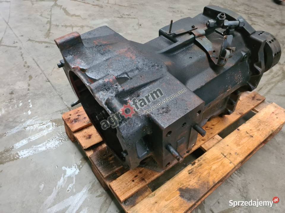 Skrzynia biegów Agrotron 61504 2093319026 Byków sprzedam