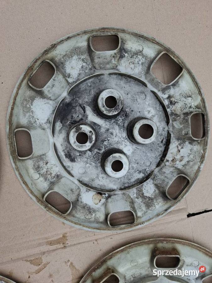 Oryginalne kołpaki 12 Fiat 126p Maluch Opony i felgi opolskie
