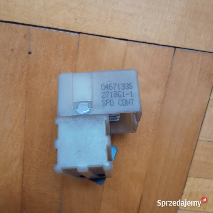 Jeep Grand Cherokee II WJ Czujnik Stop 04671335 Dębica