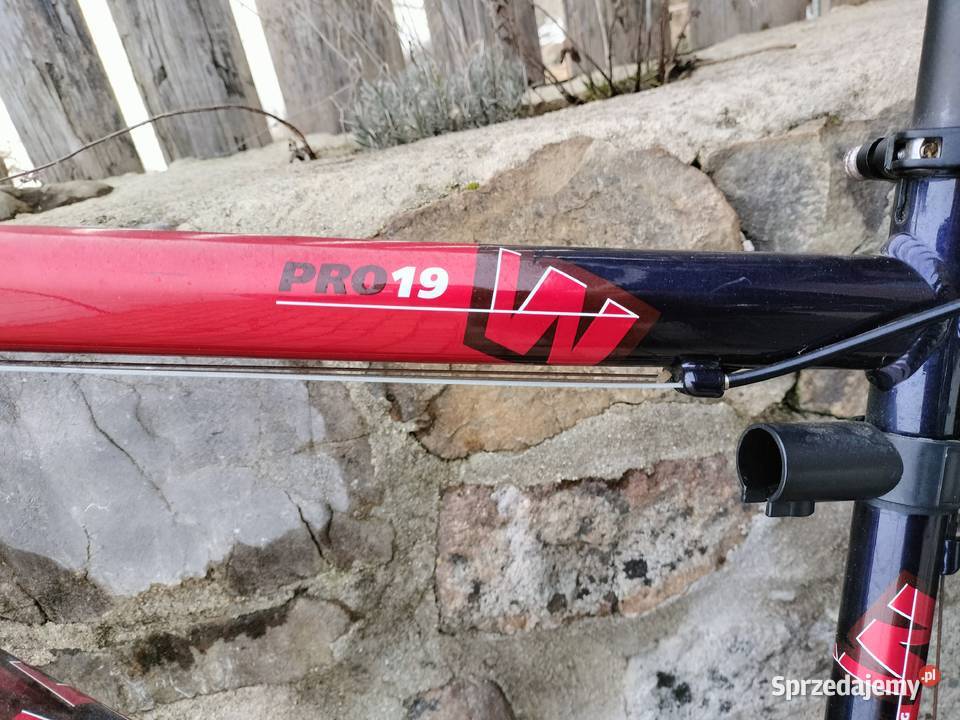 Czerwono czarny rower górski wheeler pro 19 Górskie, MTB Urszulin