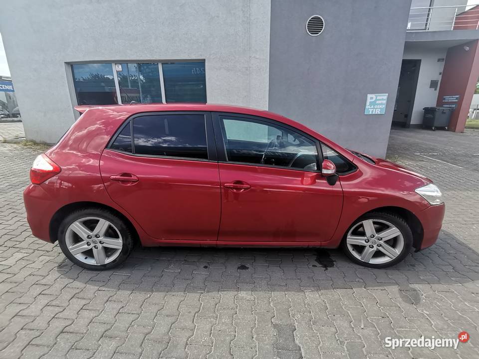Sprzedam Toyotę Auris Hatchback sprzedam