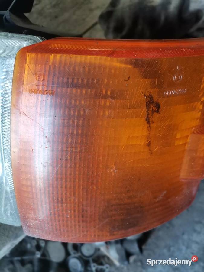 Lampa Lewa Przód Volkswagen T4 osobowe Pozostałe Pogorzelec sprzedam
