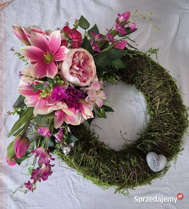 Dekoracja nagrobna stroik kompozycja na cmentarz wielkopolskie Pleszew