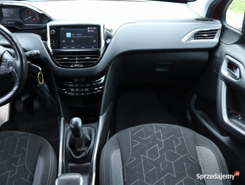 Peugeot 2008 12 PureTech isofix Piaseczno sprzedam