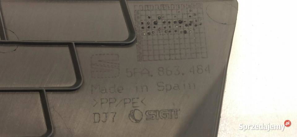CUPRA FORMENTOR OSŁONA SŁUPKA PRAWY PRZÓD