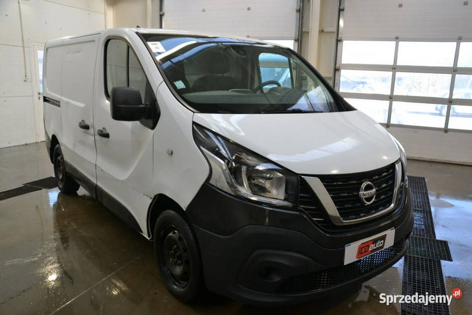 Nissan NV300 16 diesel 125 6biegów mały przebieg Motoryzacja